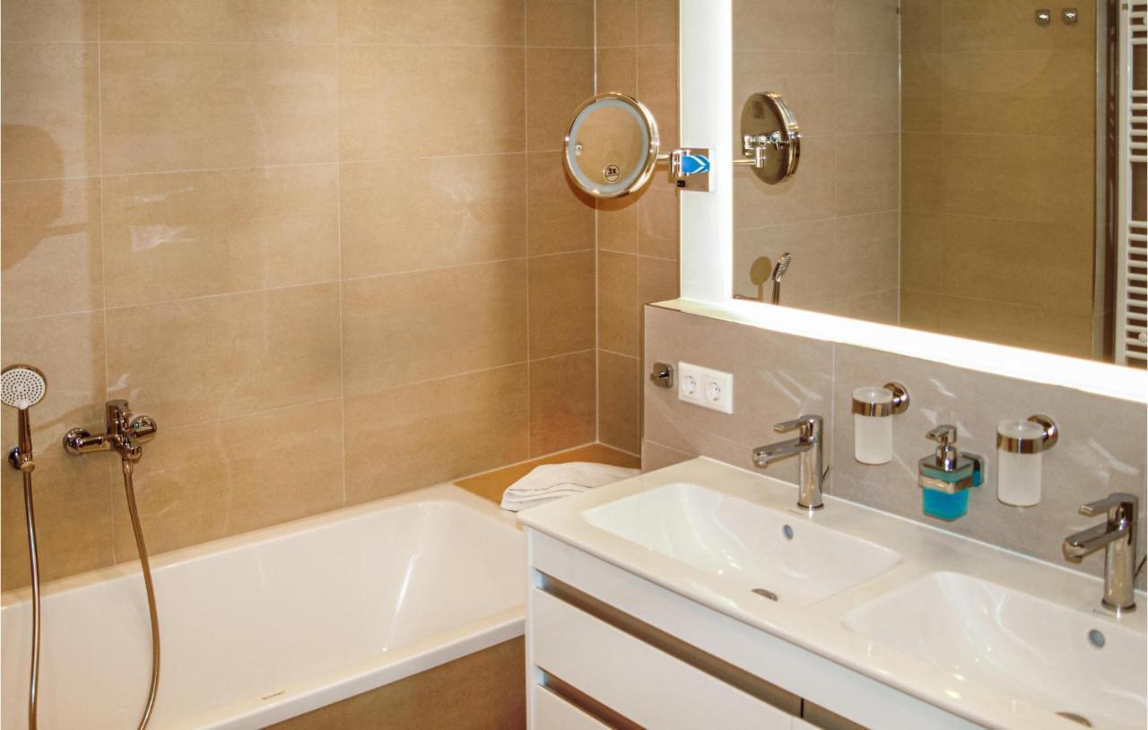 2 Bedroom Lovely Apartment In Binz Ot Prora Lubkow Εξωτερικό φωτογραφία